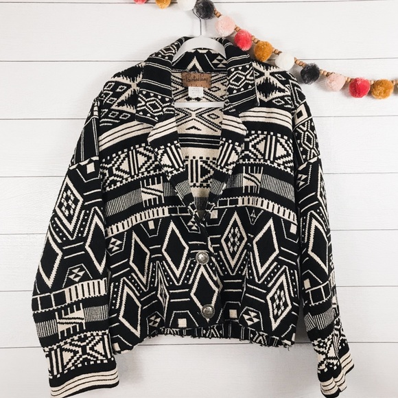 Painted Pony Jackets & Blazers - Painted Pony | VTG Black & Tan Tapestry Jacket